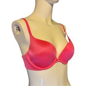 Very Sexy Victoria's secret push-up bra, bright pink size 34B